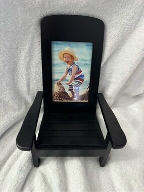 Black Adirondack-Style Photo Frame Chair - Decorative Picture Holder